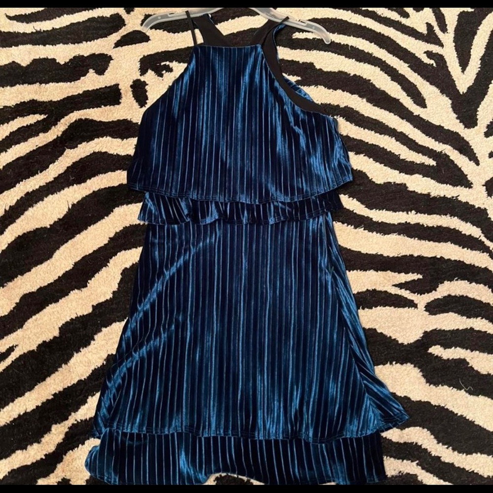 NWT LIKELY dress